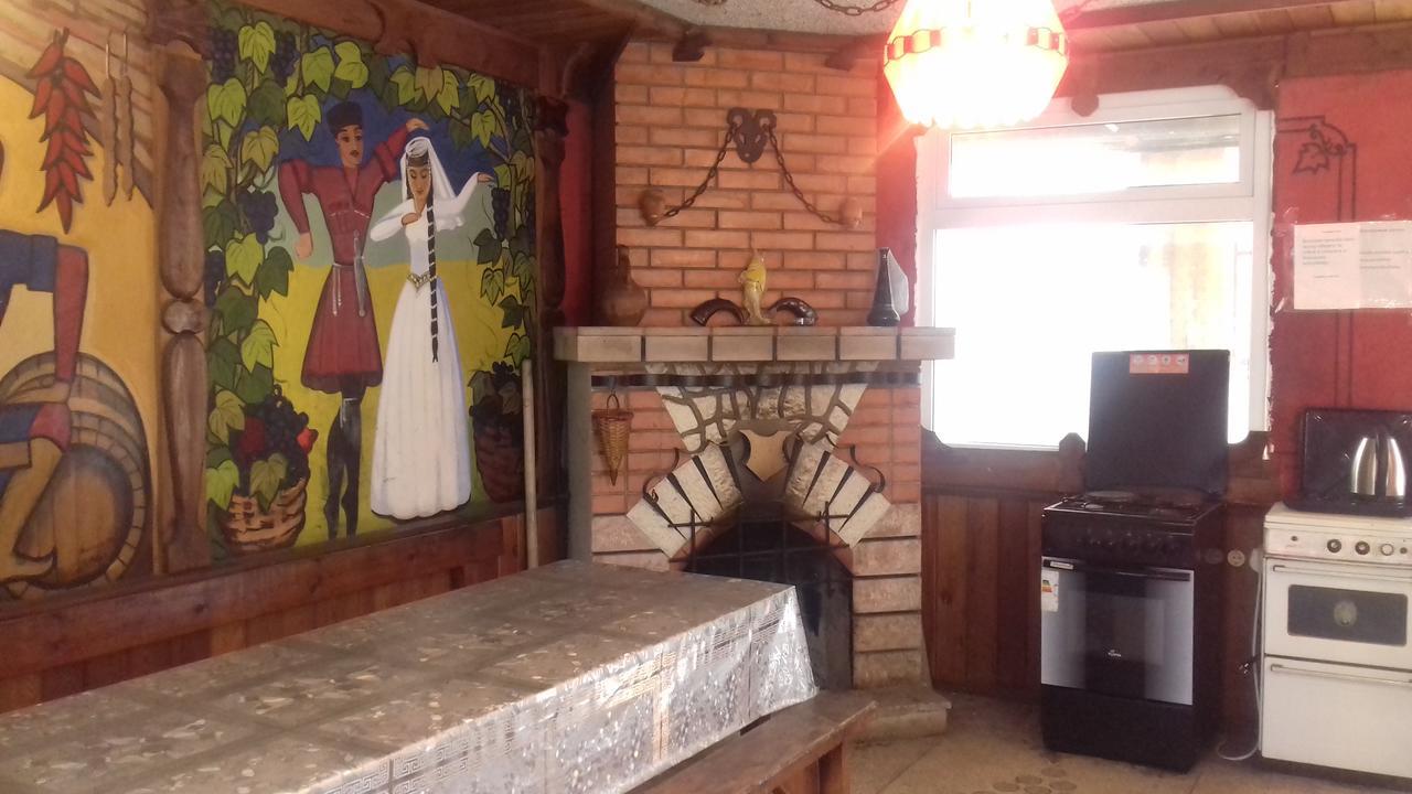 Runo Guest House ガグラ エクステリア 写真