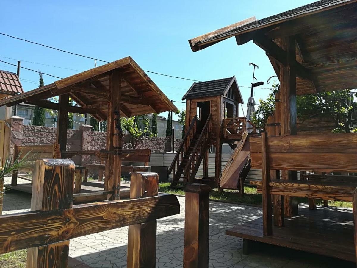 Runo Guest House ガグラ エクステリア 写真